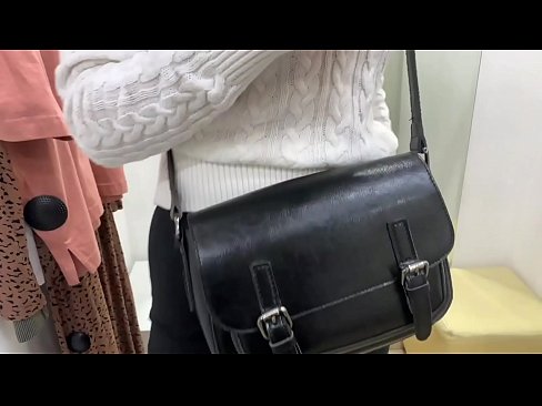 ❤️ ציבור מאַסטערביישאַן פון יונג הור פעראַלבעררי מיט אַ דילדאָ אין די פּאַסן צימער ❤️ סופּער סעקס ביי yi.sexvideosex.top ﹏